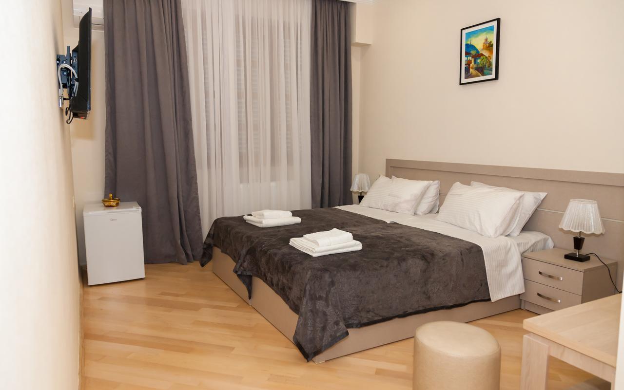 Holiday Rooms Τυφλίδα Εξωτερικό φωτογραφία