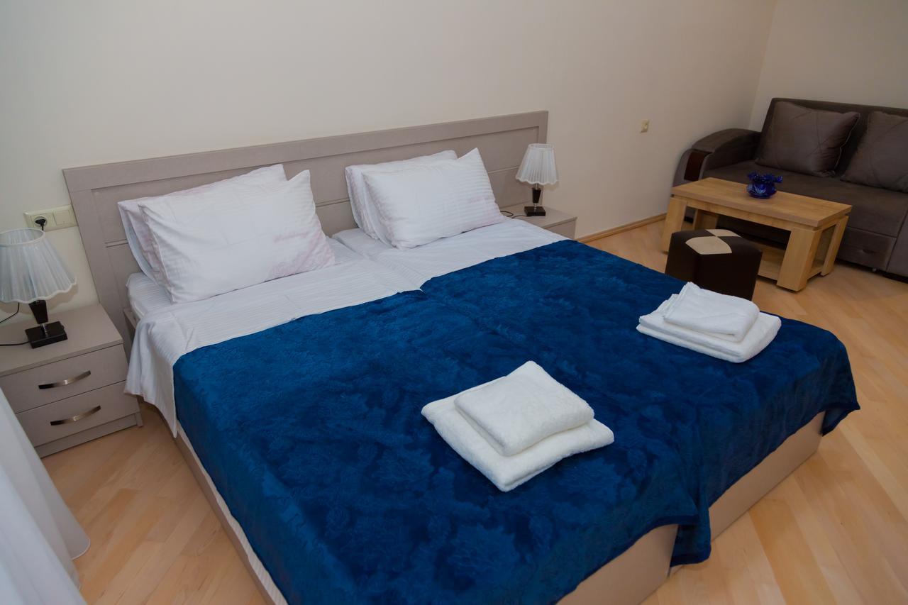 Holiday Rooms Τυφλίδα Εξωτερικό φωτογραφία